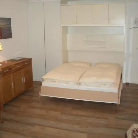 Tierfreie,strandnahe Nichtraucher-ferienwohnung Apartmán